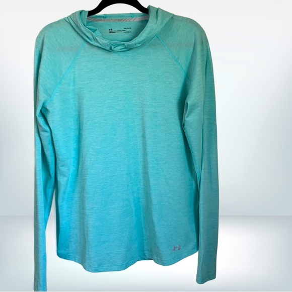 Under Armour Tops - Under Armour Heatgear Teal Long Sleeve Workout Pullover, size L